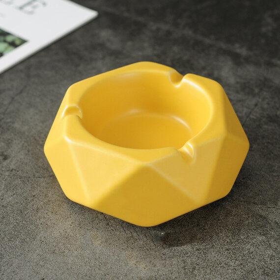 Ceramic personality decoration creative ashtray
