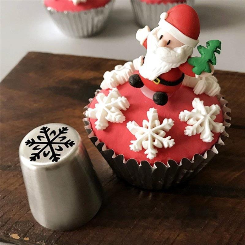 Christmas tree with snowflakes